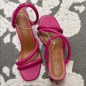 Opalia Rose Fuchsia Strappy Heels